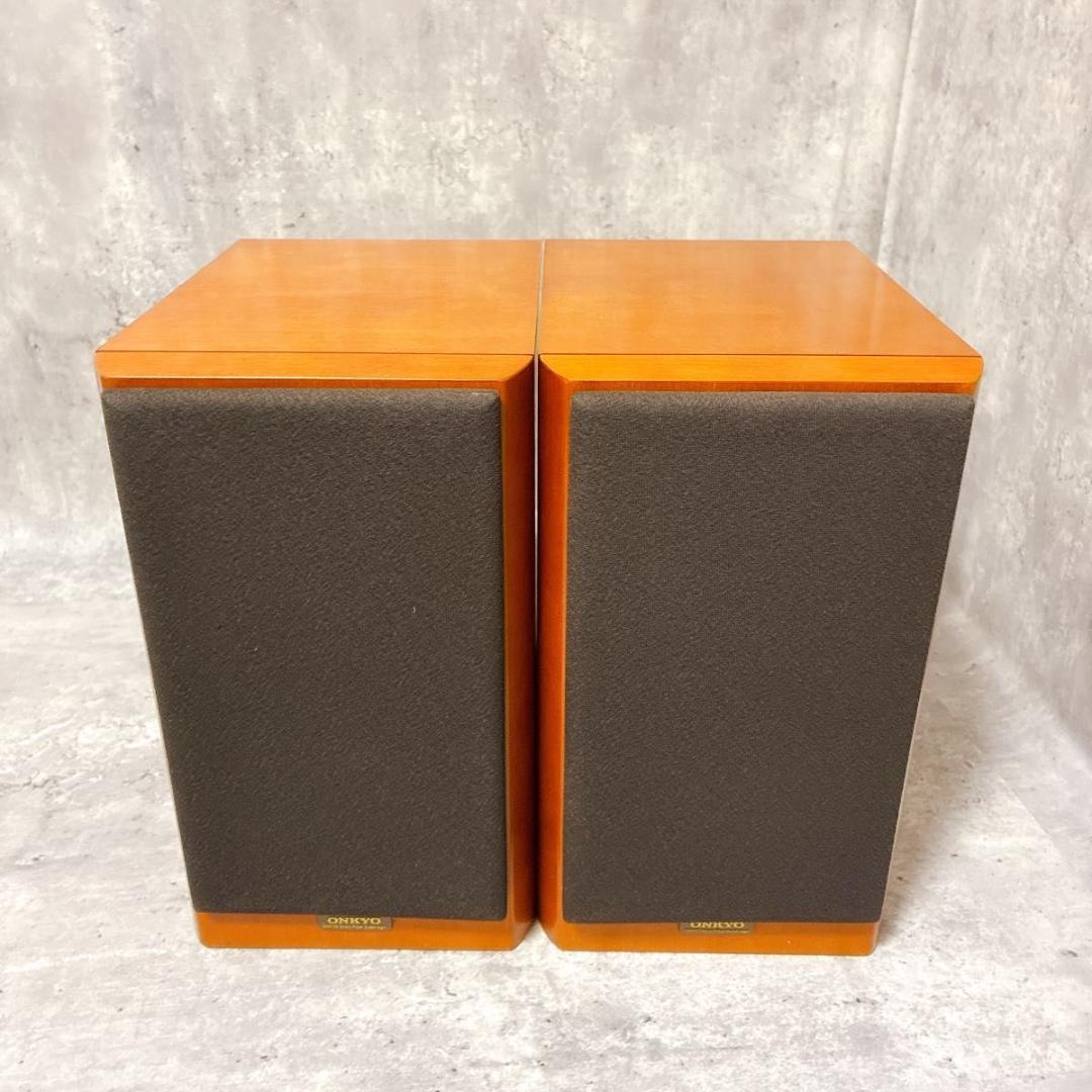 Excellent condition ONKYO speakers D-102EX, matching serial numbers