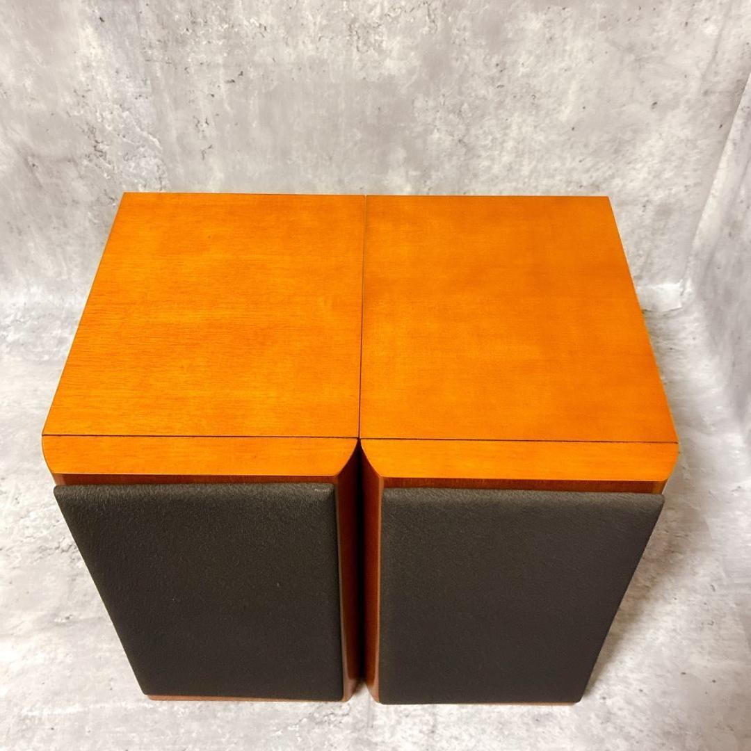 Excellent condition ONKYO speakers D-102EX, matching serial numbers